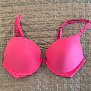 Victoria's Secret Pink Padded Push Up Bra